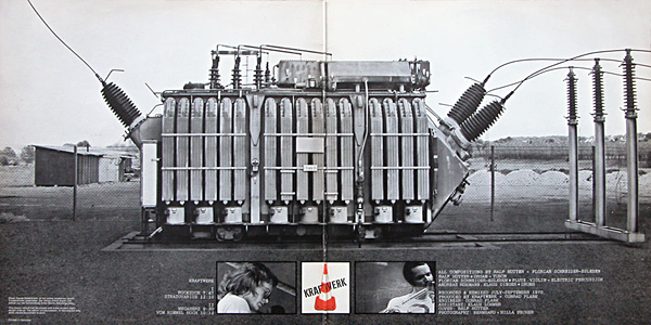 Kraftwerk - 1971 - Kraftwerk 2 - Kraftwerk - 1971 - Kraftwerk 2 - Inside.jpg