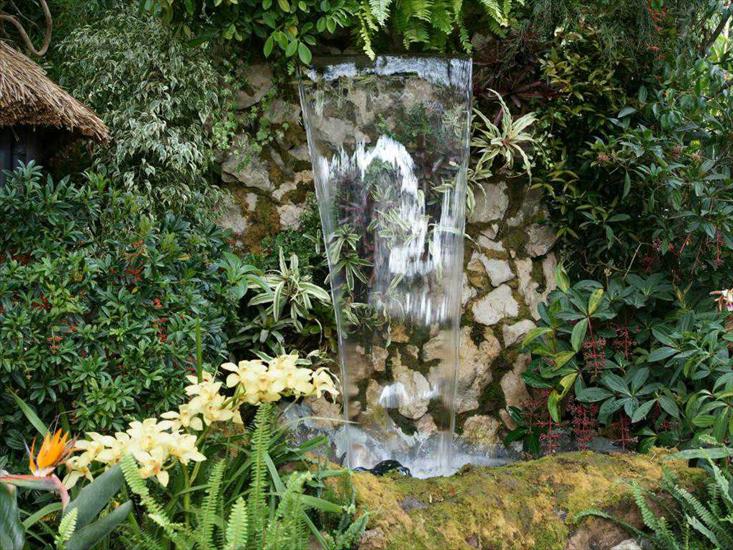 ogrody 2 - ogrody-kwiaty-wodospad.jpg