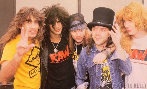 -SLASH FOTO 5 - GunsNRosesyoungslashaxlulrichmustaine.jpg