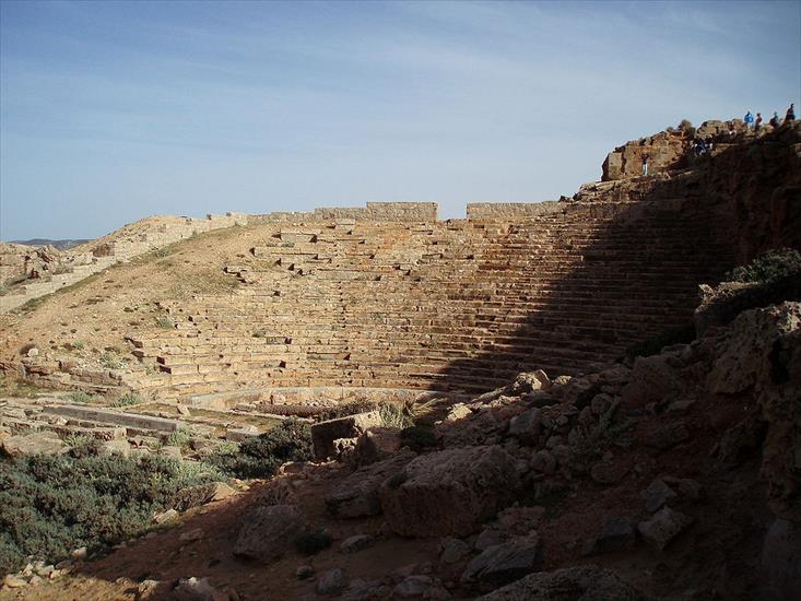 Libia starożytna, obrazy - 1024px-Apollonia_Theatre. Teatr w Apolonii.jpg