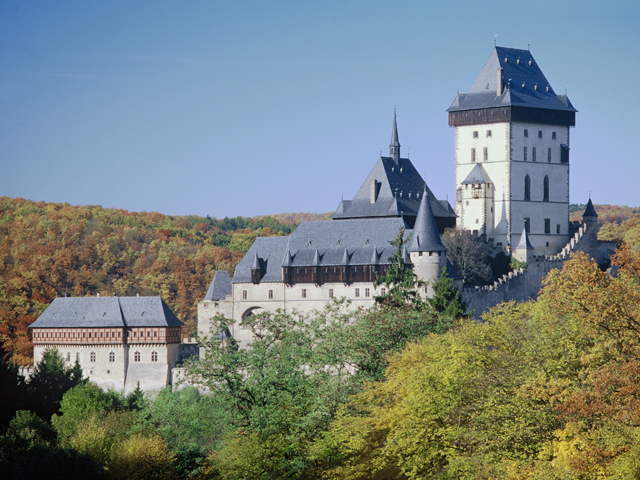 Zamki,Pałace,Dwory - 001.Karltejn - najpiękniejszy zamek Czech.jpg