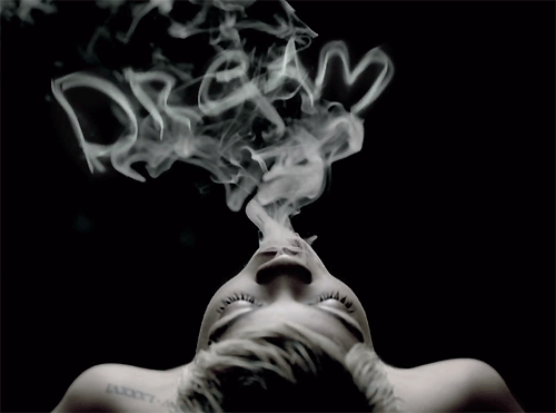 feelthecolour - Rihanna Dream.gif