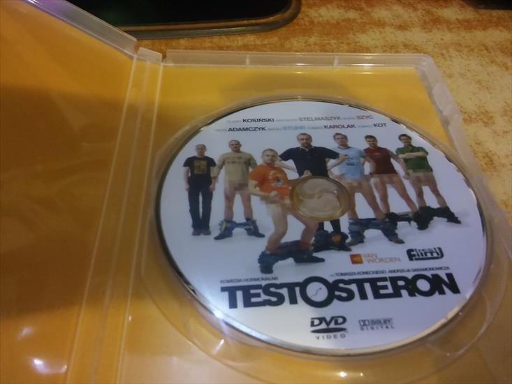 Testosteron - Film 63 Testosteron 14 Na 18.jpg