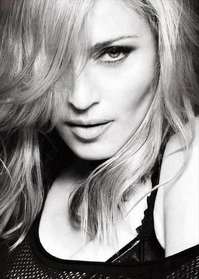Madonna Foto - 230d2fe794b6d48dc3f0c416b731a0cfc0f36f0f.jpg