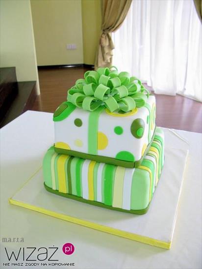 dekoracje - green yellow bow cake.jpg