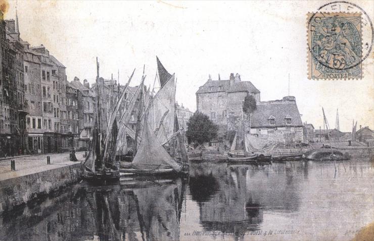 Obrazy - 013. Honfleur, the Old Port and The Lieutenance Postcard.jpg