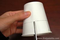 Zajęcia plastyczno-techniczne2 - papercupflowerbasket-step3.jpg