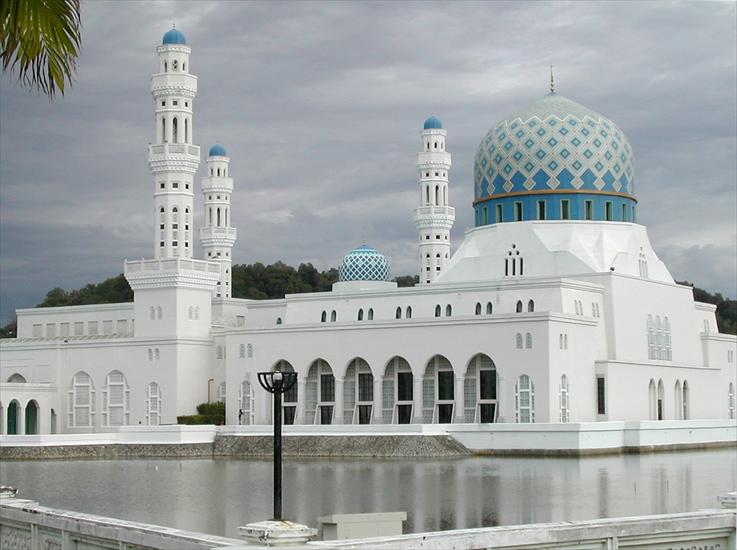 Architektura - Mosque Kota Kinabalu in Sabah - Malaysia.jpg