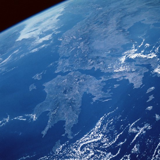 WSZECHŚWIAT - Earth As Viewed From Space DS Vol 169.JPG