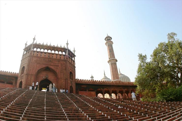 Architektura - Jama Mosque in New Delhi - India entrance.jpg